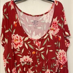 Torrid Rust Red Floral Print High Low Babydoll Tee Size 4